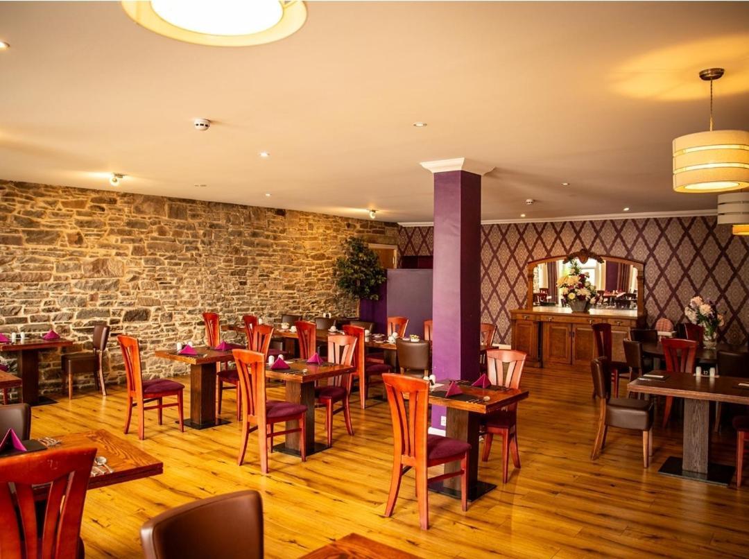 Royal Hotel Forfar Buitenkant foto
