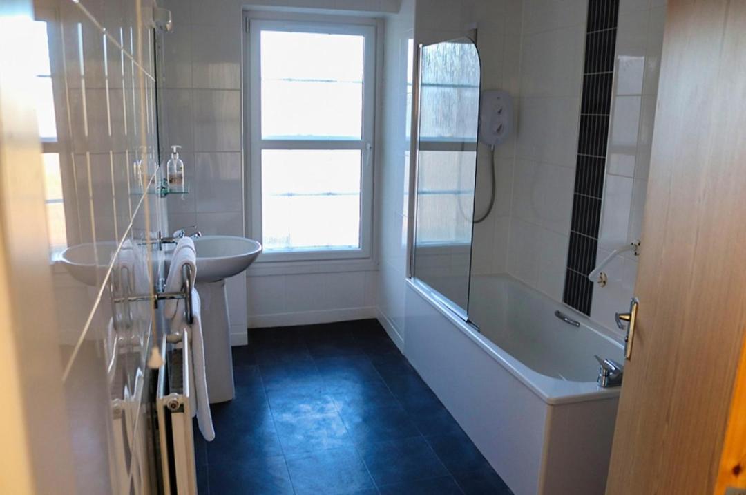 Royal Hotel Forfar Buitenkant foto