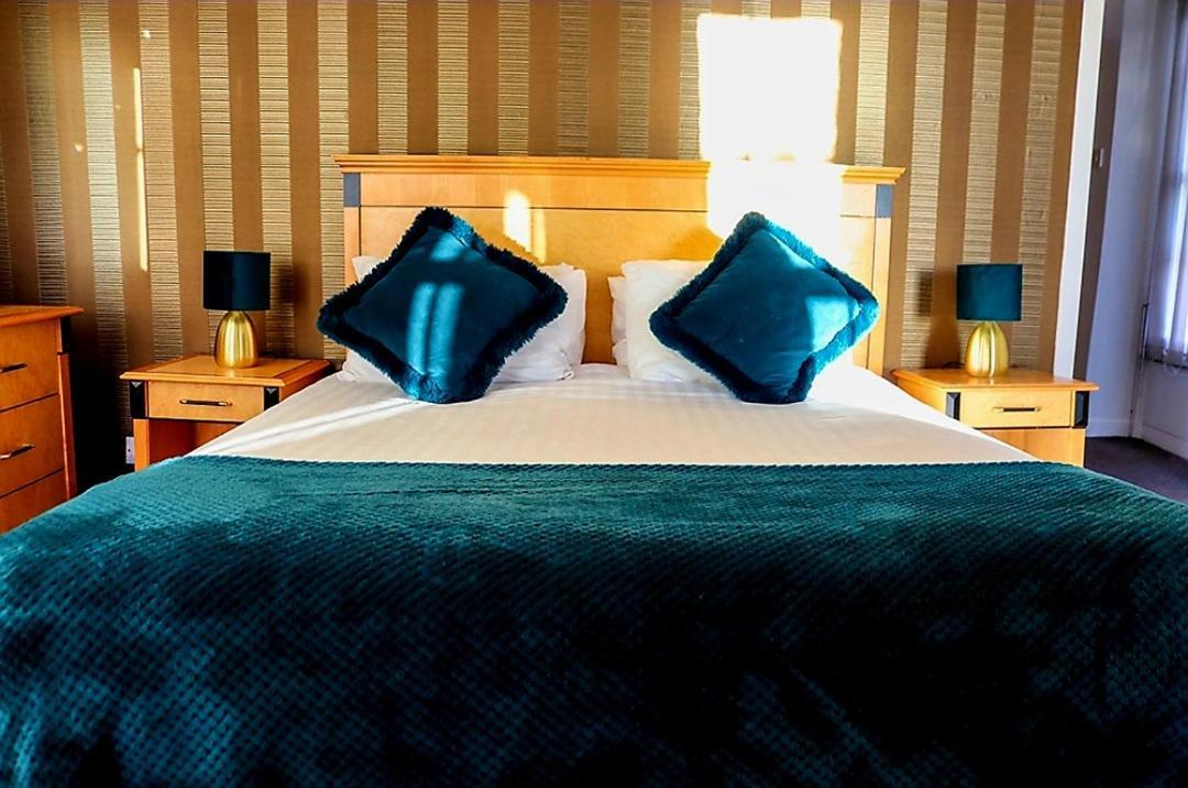 Royal Hotel Forfar Buitenkant foto