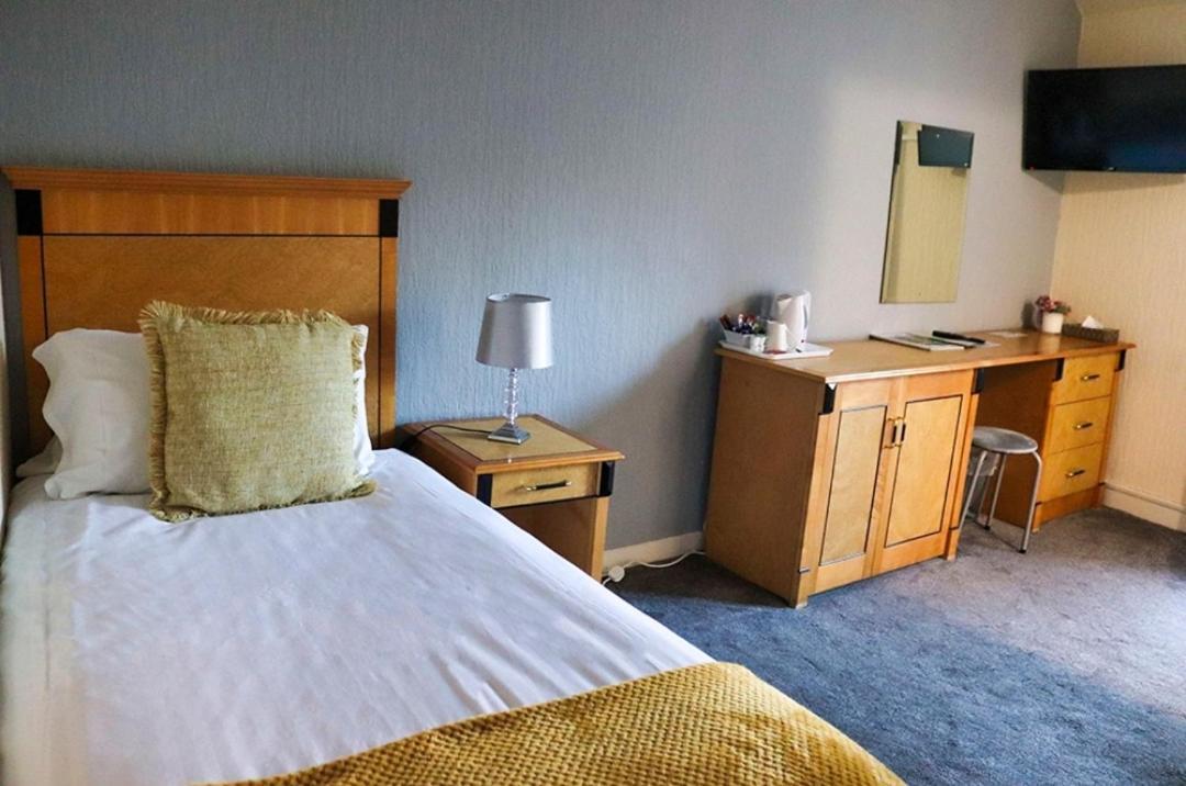 Royal Hotel Forfar Buitenkant foto
